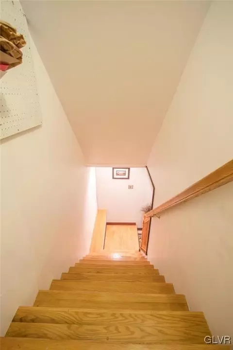 2 E 7th St, Wind Gap, PA 18091 photo 19