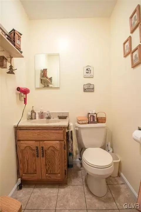 2 E 7th St, Wind Gap, PA 18091 photo 12
