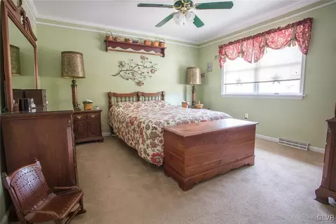 2 E 7th St, Wind Gap, PA 18091 photo 14