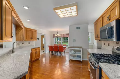 848 Copella Rd, Bath, PA 18014 photo 23