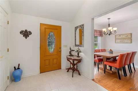 848 Copella Rd, Bath, PA 18014 photo 5