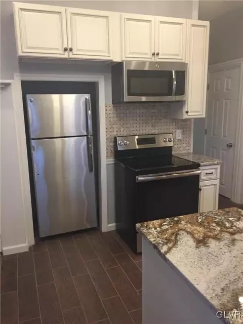 125 E North St, Bethlehem, PA 18018 photo 6