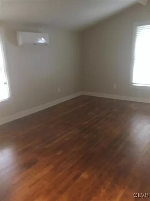125 E North St, Bethlehem, PA 18018 photo 9