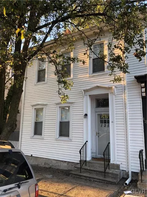 125 E North St, Bethlehem, PA 18018 photo 2