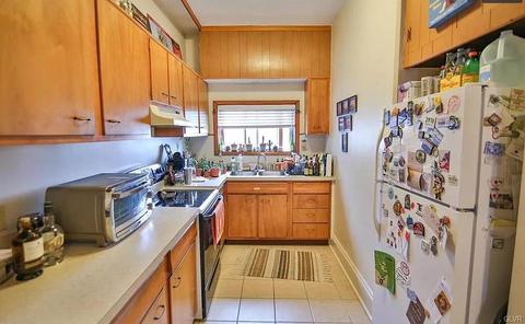 656 Main St, Hellertown, PA 18055 photo 19