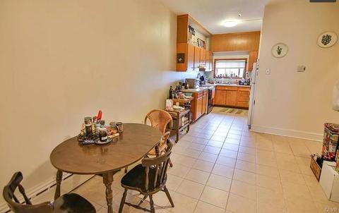 656 Main St, Hellertown, PA 18055 photo 20