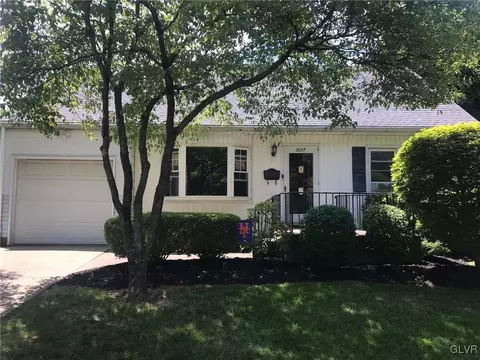 3057 Cornwall Rd, Bethlehem, PA 18017 photo 2