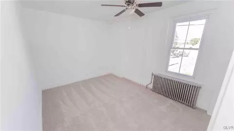 101 E Saucon St, Hellertown, PA 18055 photo 19