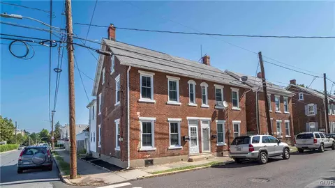 101 E Saucon St, Hellertown, PA 18055 photo 1