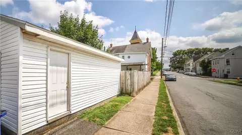 101 E Saucon St, Hellertown, PA 18055 photo 33