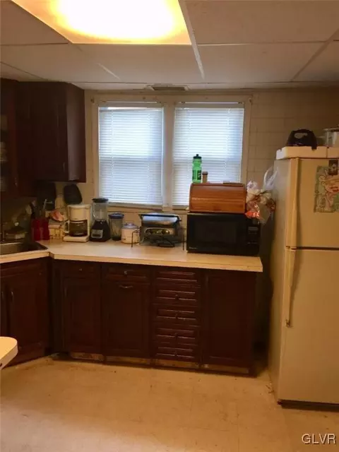 28 E Garrison St, Bethlehem, PA 18018 photo 3