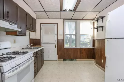 144 E Goepp St, Bethlehem, PA 18018 photo 10