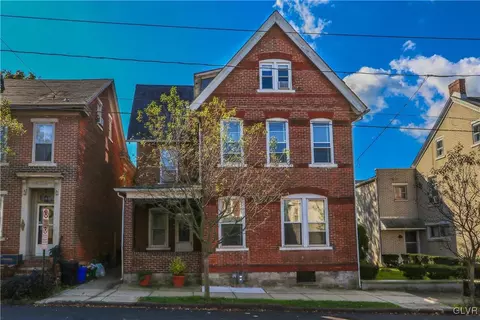 144 E Goepp St, Bethlehem, PA 18018 photo 2