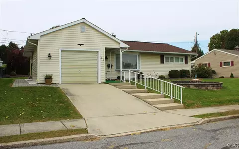 21 Saylor Dr, Coplay, PA 18037 photo 1
