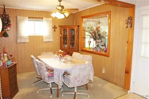 21 Saylor Dr, Coplay, PA 18037 photo 9