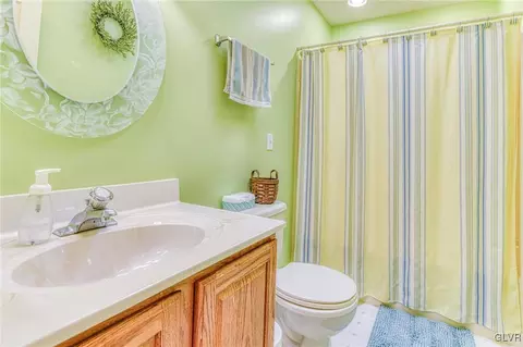 542 Bauer Rd, Bath, PA 18014 photo 14