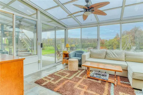 542 Bauer Rd, Bath, PA 18014 photo 4