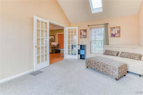 542 Bauer Rd, Bath, PA 18014 photo 5