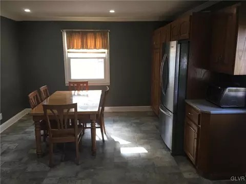 426 Birch Rd, Hellertown, PA 18055 photo 11