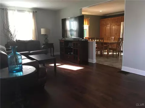 426 Birch Rd, Hellertown, PA 18055 photo 7