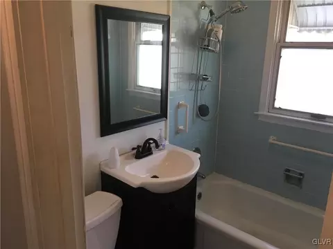 426 Birch Rd, Hellertown, PA 18055 photo 14