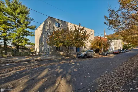 715 E 7th St, Bethlehem, PA 18015 photo 3