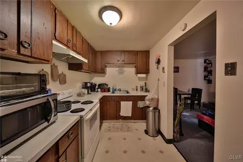 715 E 7th St, Bethlehem, PA 18015 photo 10