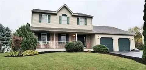 419 Augusta Dr E, Sinking Spring, PA 19608 photo 1