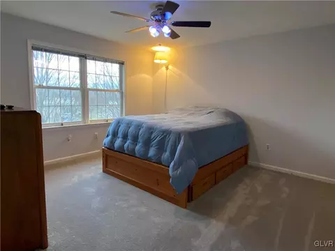 3340 Eileen Ct, Bethlehem, PA 18020 photo 14
