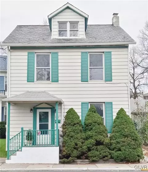 223 E Main St, Bath, PA 18014 photo 1