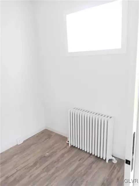 223 E Main St, Bath, PA 18014 photo 18