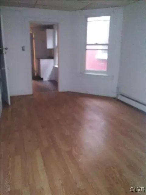 1264 4th St, Bethlehem, PA 18015 photo 4