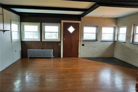 250 E Northampton St, Bath, PA 18014 photo 16