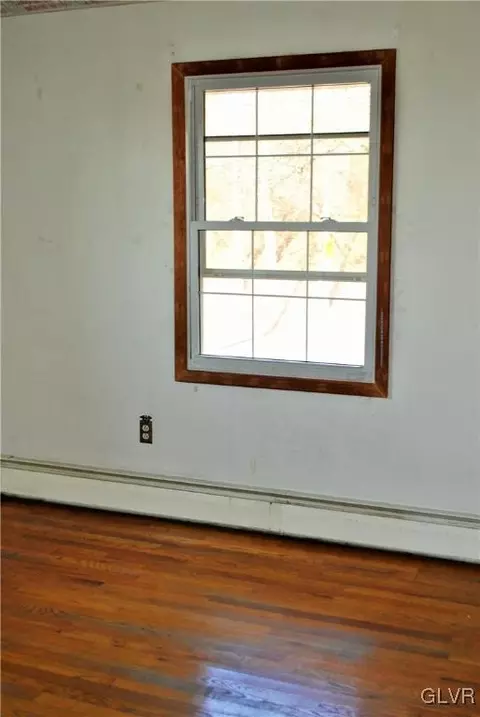 250 E Northampton St, Bath, PA 18014 photo 25