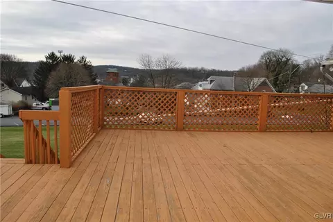 250 E Northampton St, Bath, PA 18014 photo 32