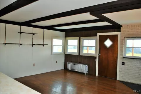 250 E Northampton St, Bath, PA 18014 photo 14