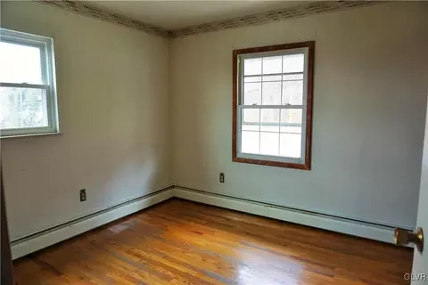 250 E Northampton St, Bath, PA 18014 photo 24
