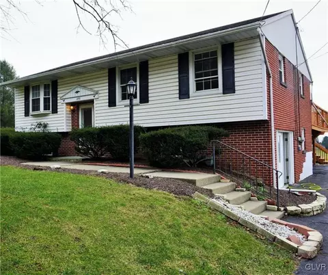 250 E Northampton St, Bath, PA 18014 photo 2