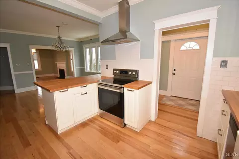 501 E North St, Bethlehem, PA 18018 photo 10