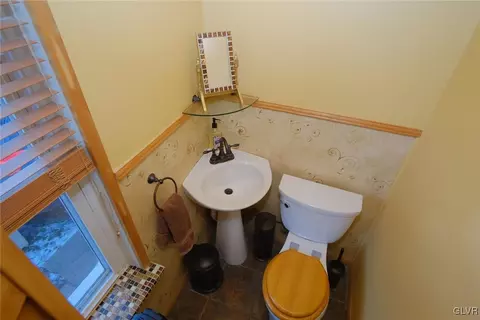 231 E Raspberry St, Bethlehem, PA 18018 photo 14