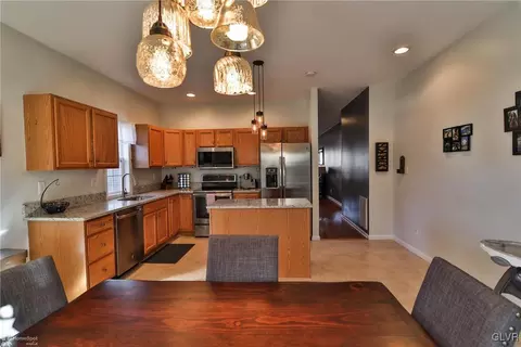 246 E Union Blvd, Bethlehem, PA 18018 photo 17