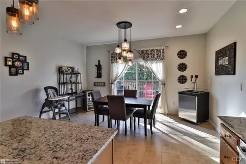 246 E Union Blvd, Bethlehem, PA 18018 photo 18