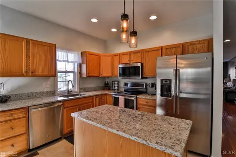 246 E Union Blvd, Bethlehem, PA 18018 photo 14