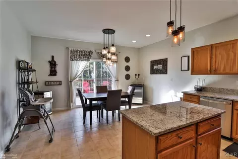 246 E Union Blvd, Bethlehem, PA 18018 photo 13