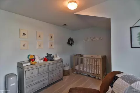 246 E Union Blvd, Bethlehem, PA 18018 photo 26