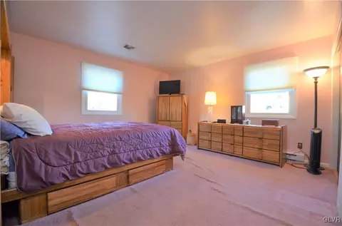 2178 E Best Rd, Bath, PA 18014 photo 10