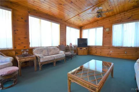 2178 E Best Rd, Bath, PA 18014 photo 16