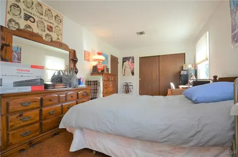 2178 E Best Rd, Bath, PA 18014 photo 11