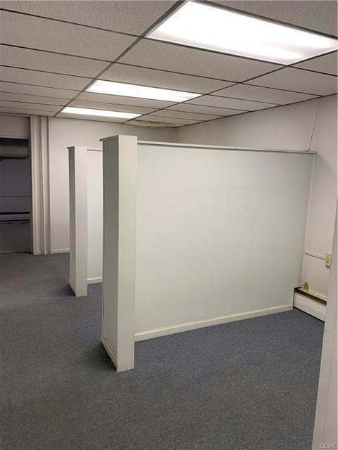 125 E 3rd St, Bethlehem, PA 18015 photo 3