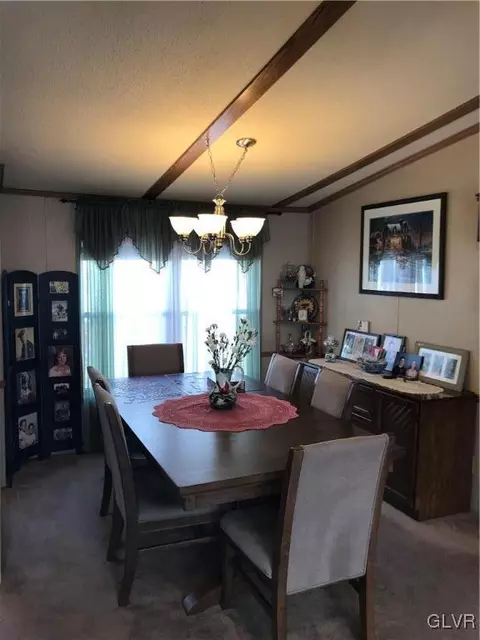 96 Quail Ct, Bath, PA 18014 photo 9
